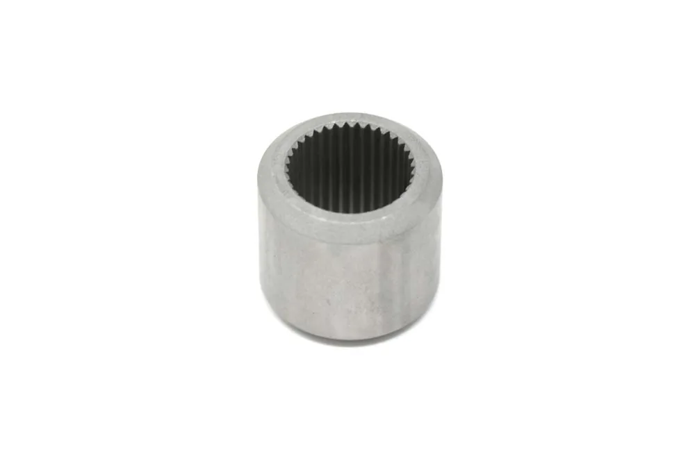6677650 — Coupler