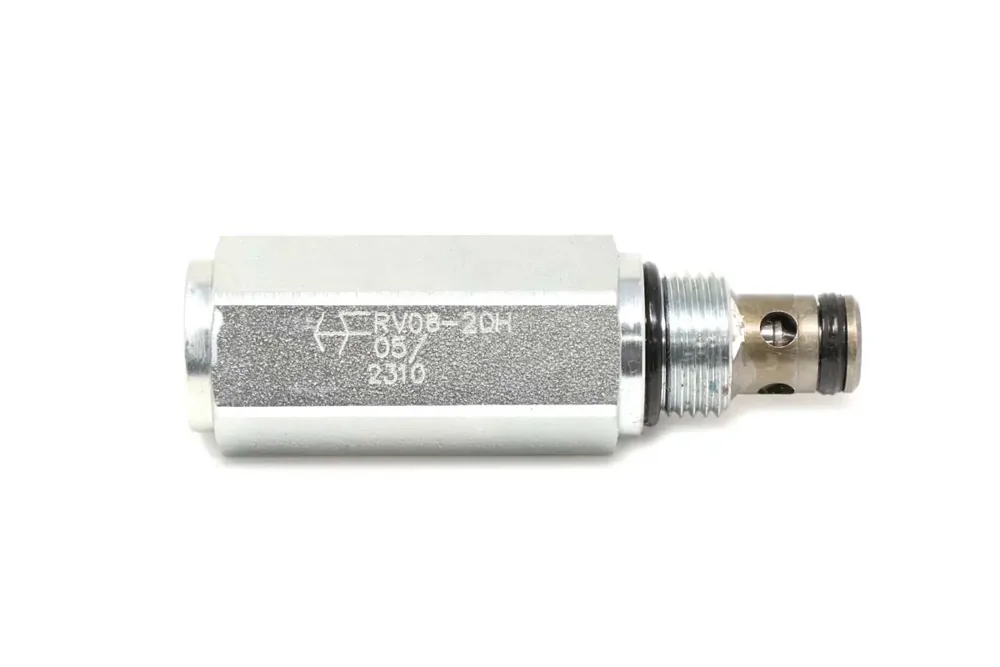 6679147 — VALVE