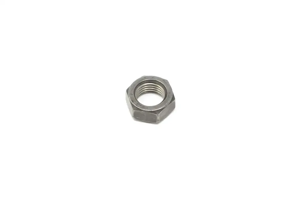 6680881 — NUT
