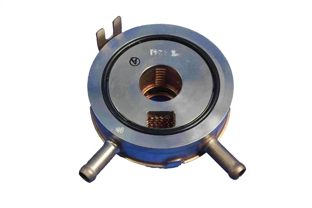 6684885 — OIL COOLER ASSY