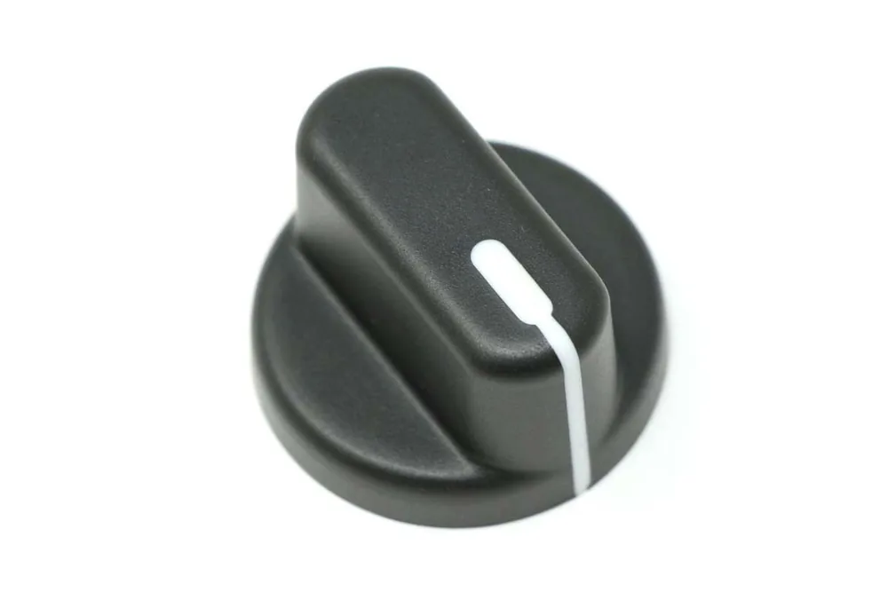6684940 — Knob
