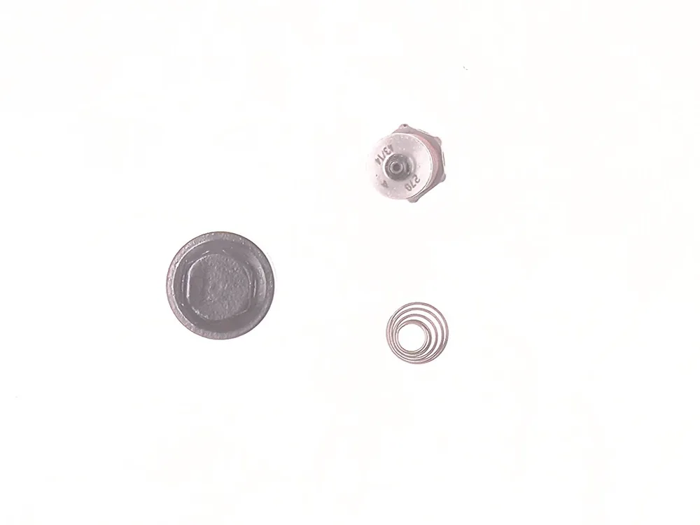 6686073 — Valve