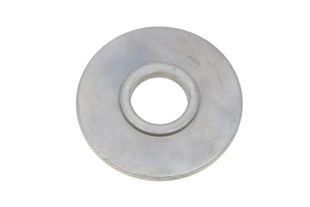 6686945 — Spacer
