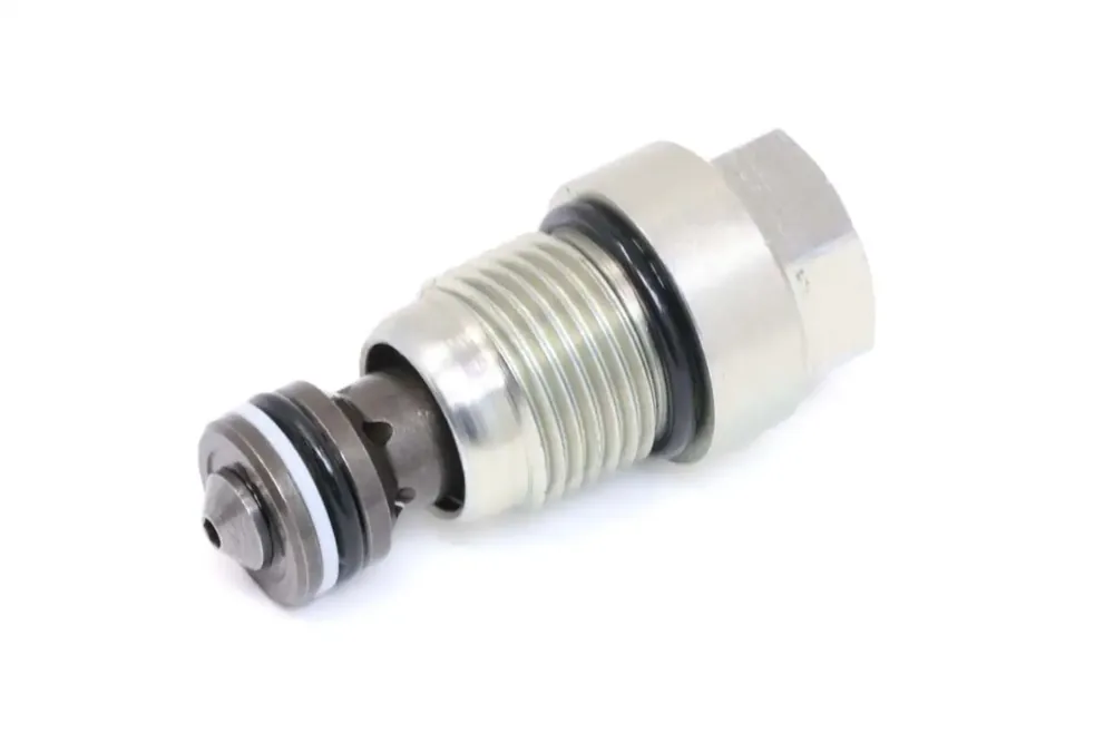 6687062 — VALVE