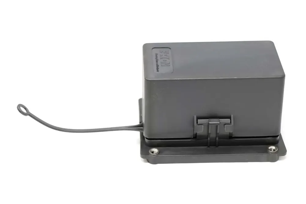 6688976 — CONN FUSE/RELAY