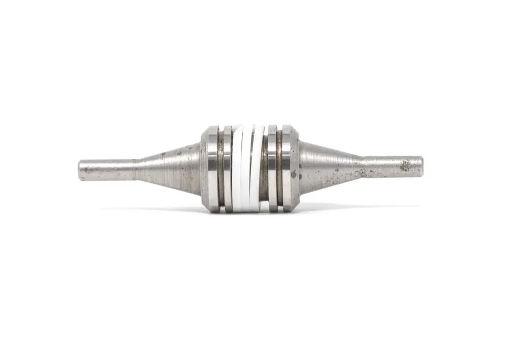 6689981 — PISTON ASSY