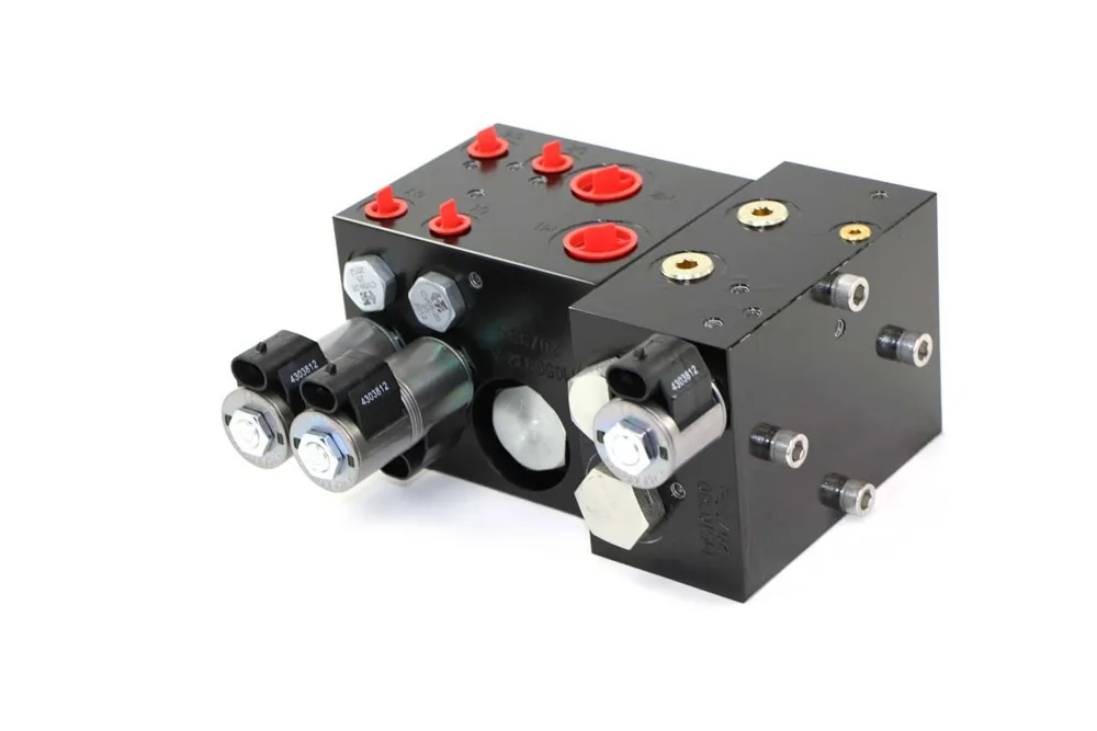 6692411 — Valve, Soil Conditioner