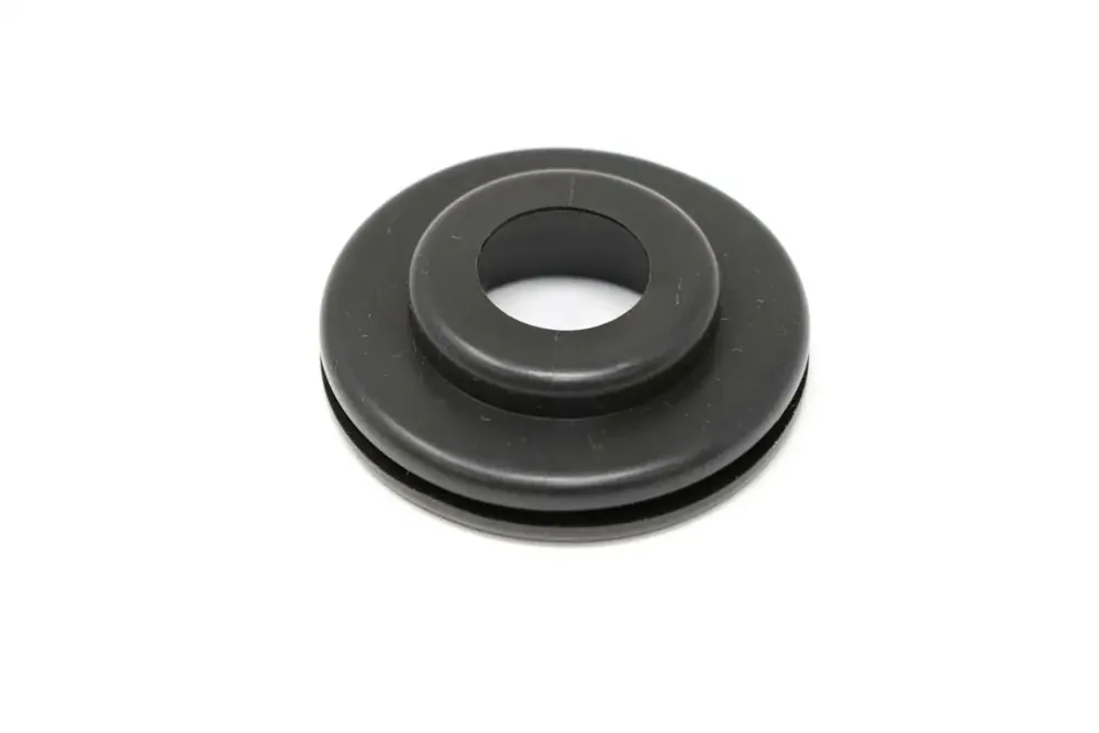 6693222 — GROMMET