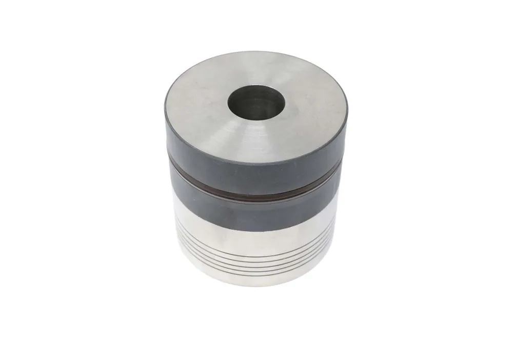 6698181 — Piston, Assembly