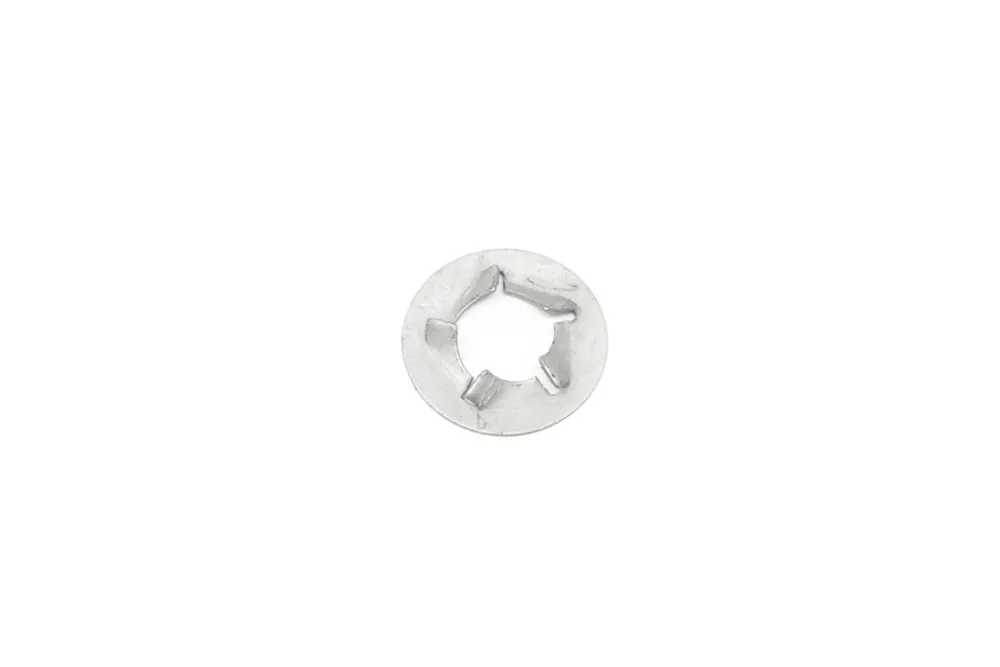 6698369 — Bolt, Retainer