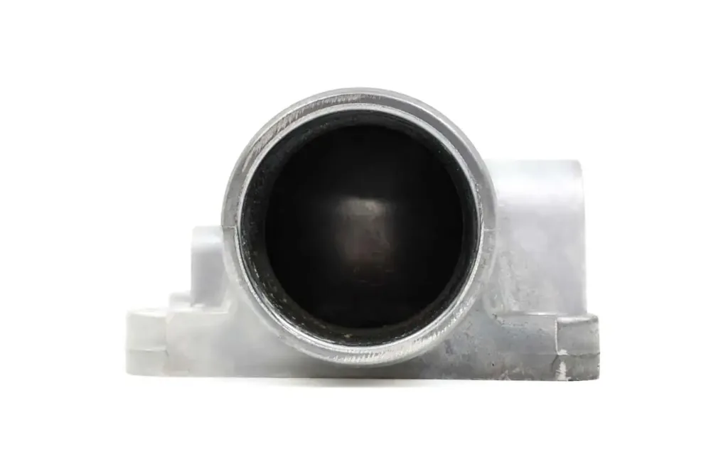 6698547 — FLANGE
