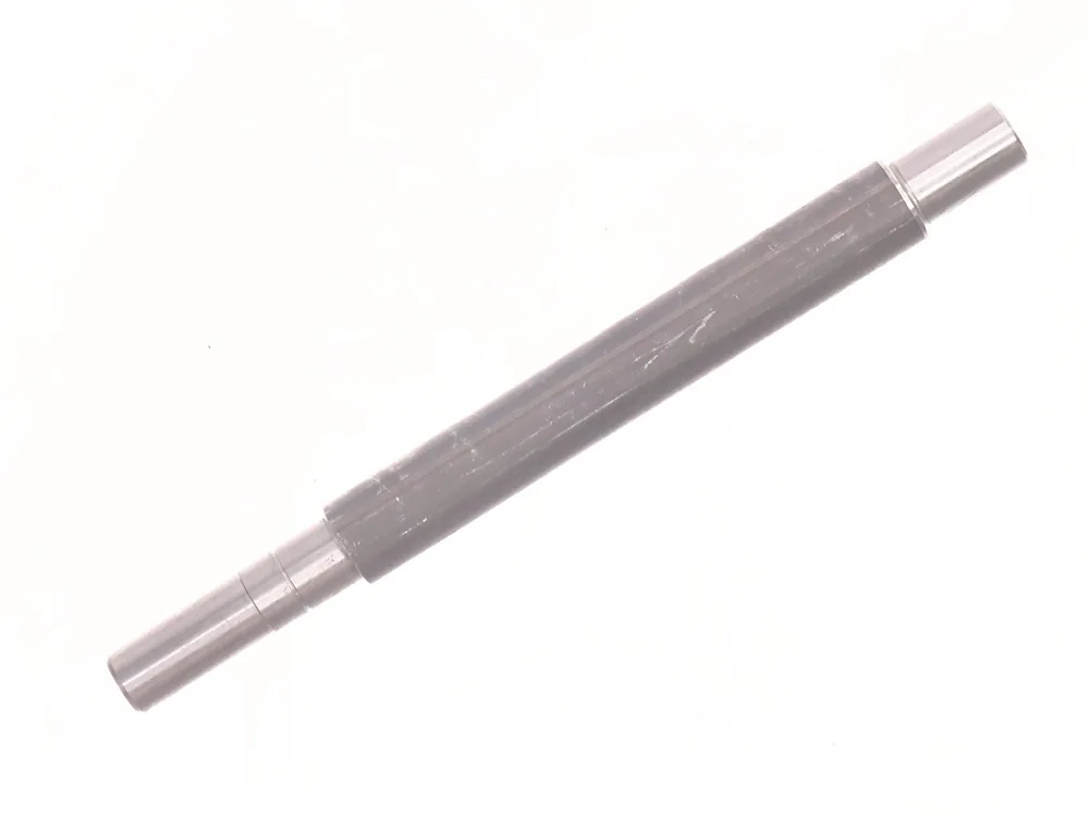 6702137 — Shaft