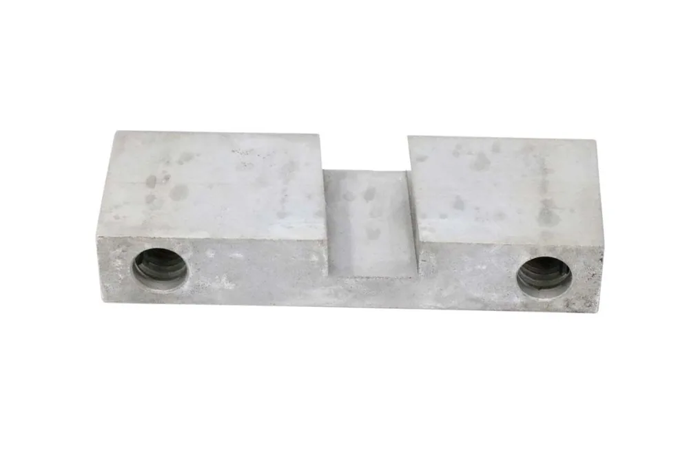 6705897 — Guide, Block