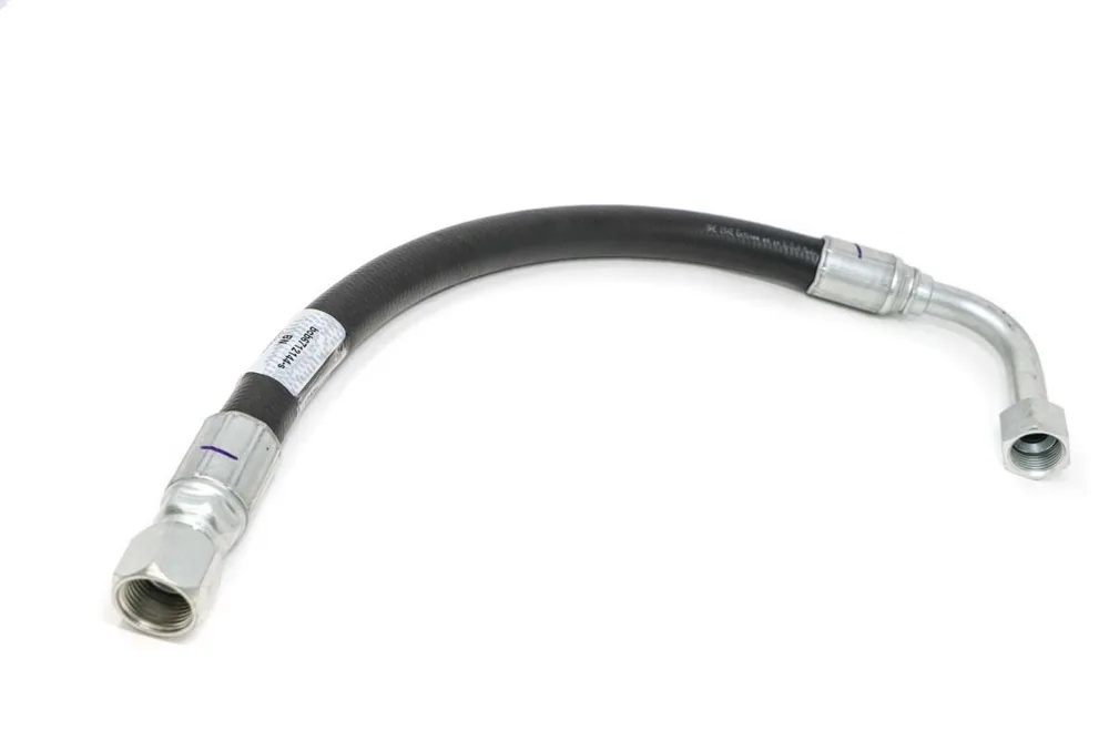 6712144 — Hose