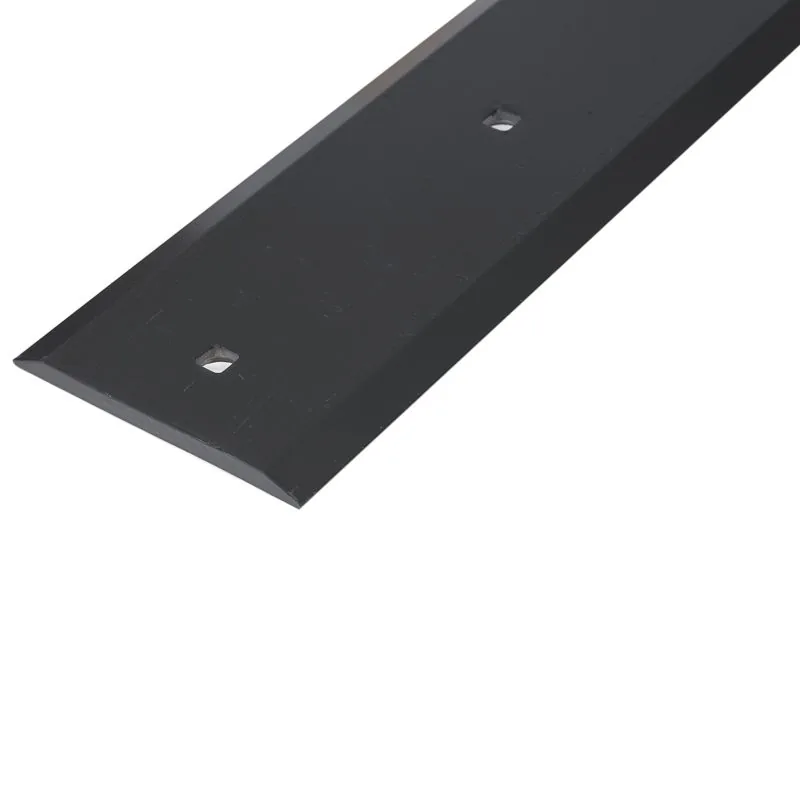 6718006 — Bolt-on Reversible, Double Bevel Cutting Edges 1727 mm (68”)