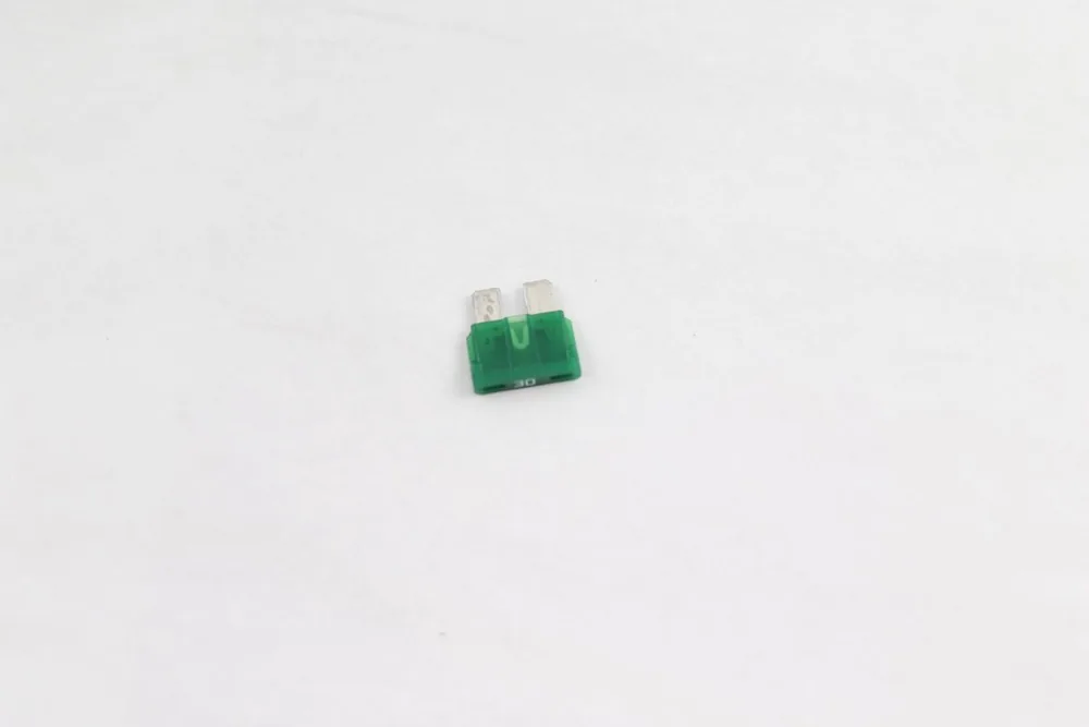 6718034 — Fuse, 30 Amp