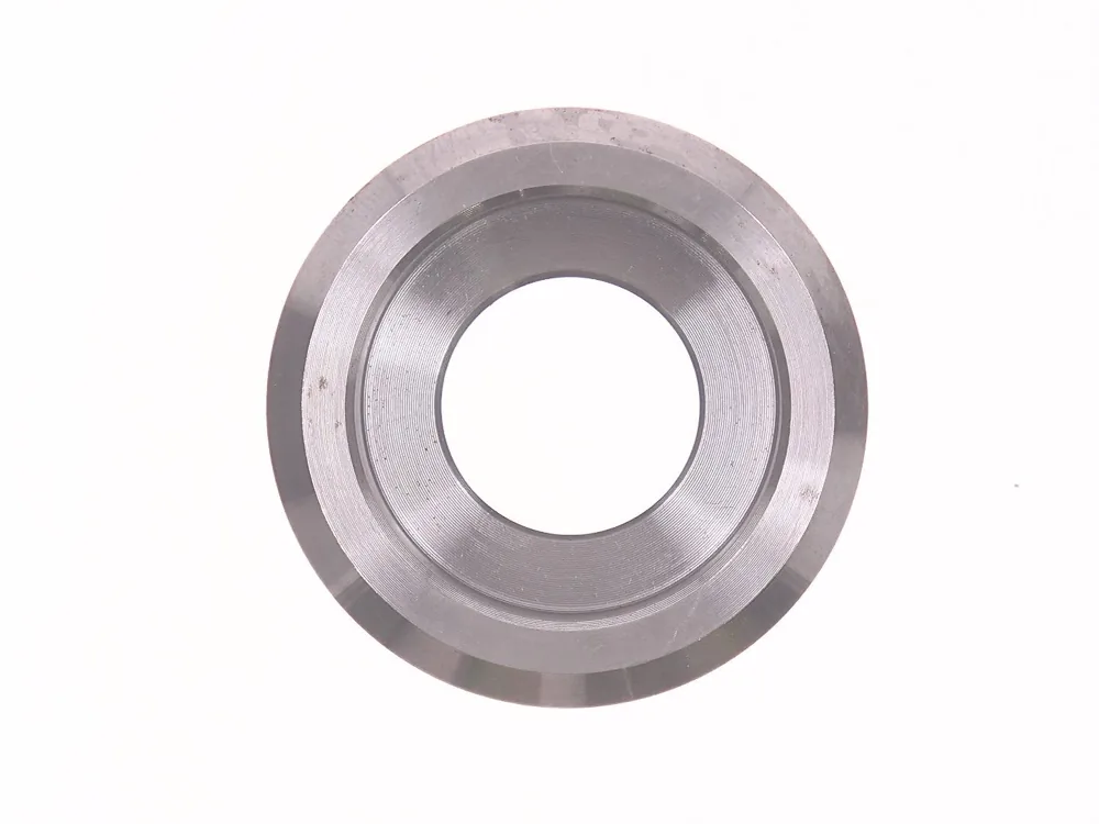 6729819 — Bushing