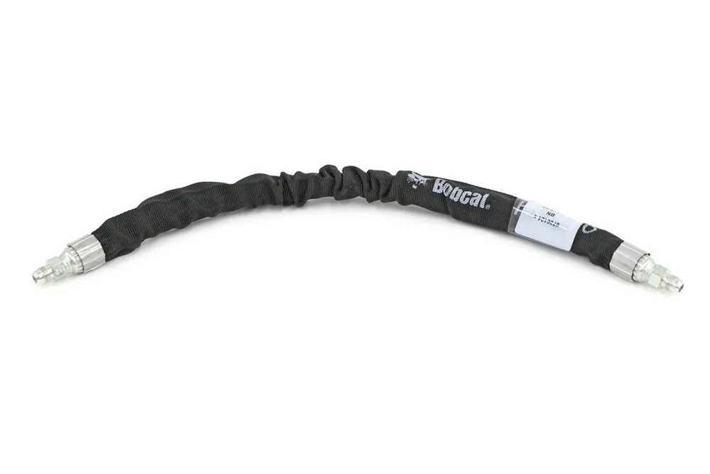 6736124 — Hose