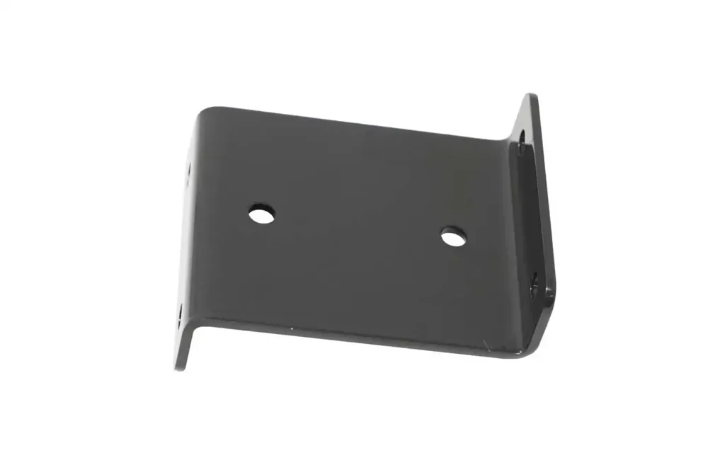 6736684 — BRACKET