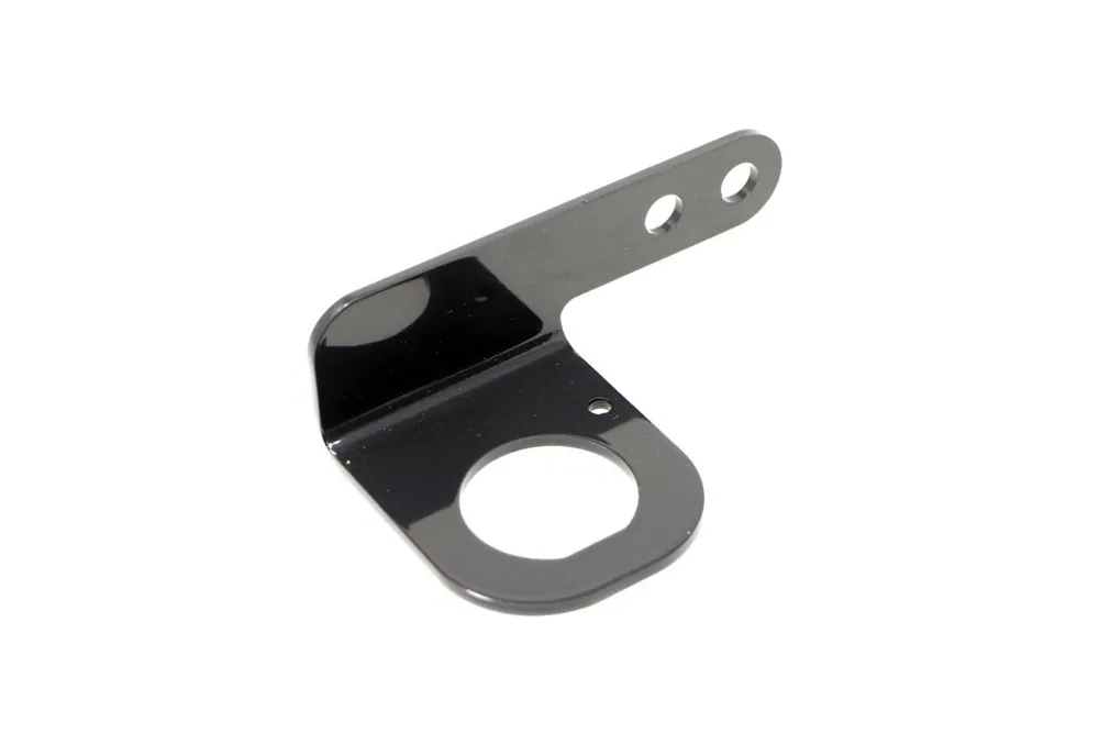 6737196 — Bracket