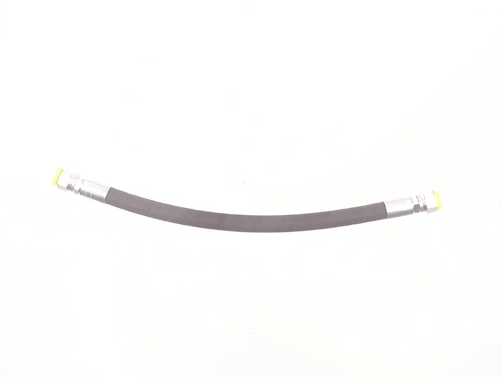 6737501 — Hose, Assembly