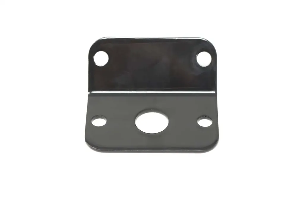 6737653 — BRACKET