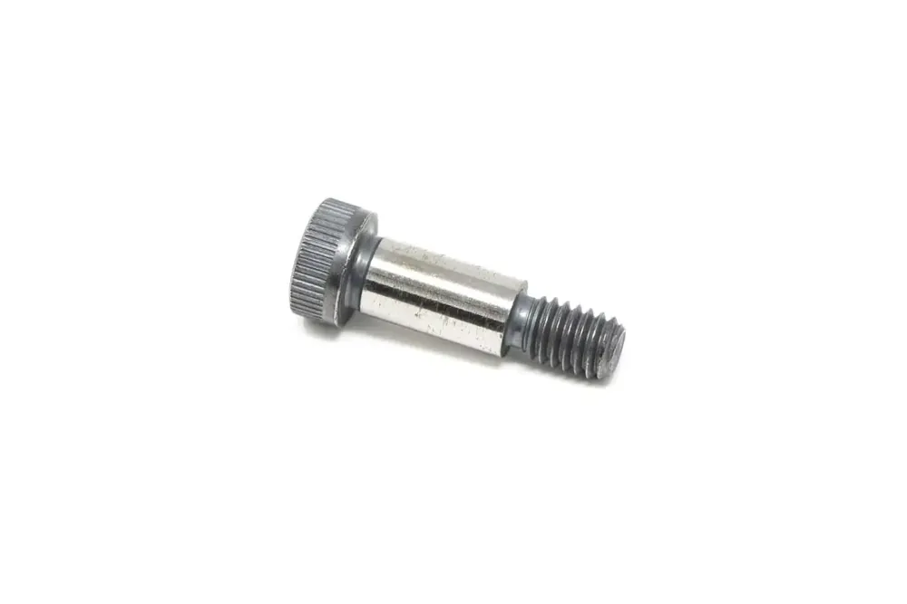 6800857 — BOLT SHOULDER