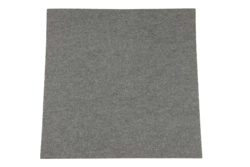 6813567 — INSULATION ROOF