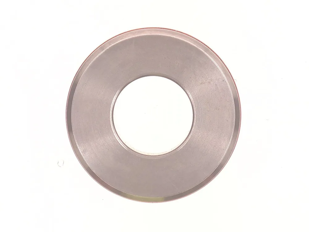 6815011 — Piston