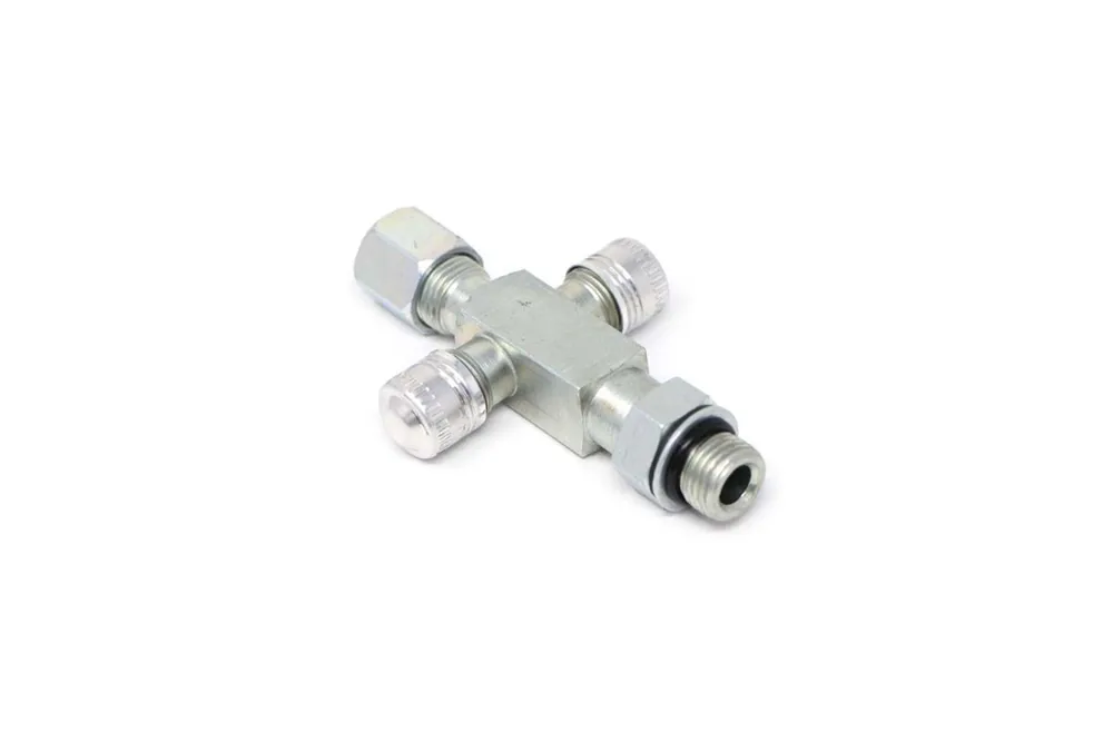 6817552 — Cross, Hydraulic Straight Thread