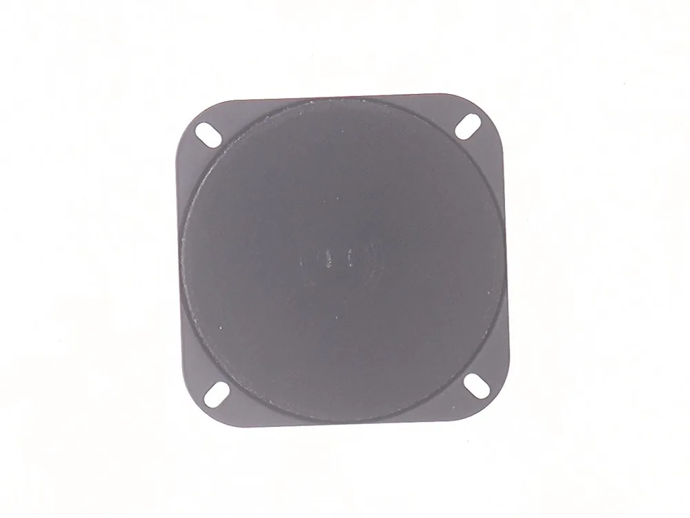 6903211 — Speaker