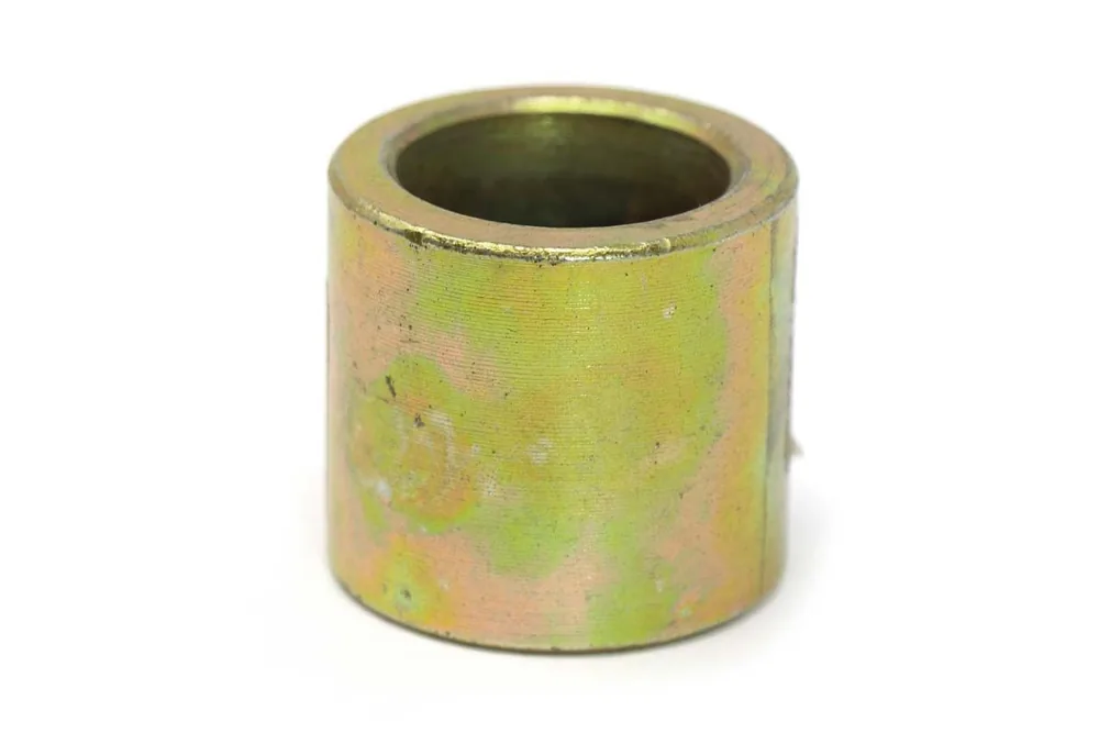 6905348 — Spacer