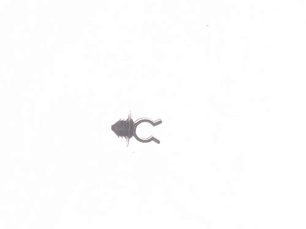 6911890 — Clip