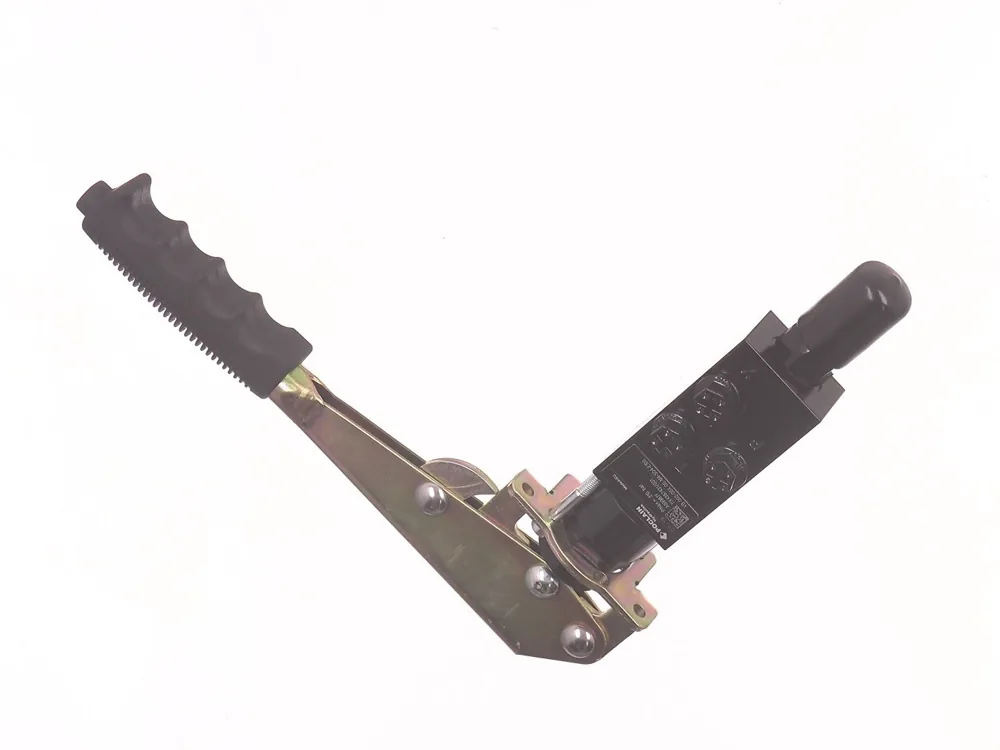 6916931 — Hand Brake Control