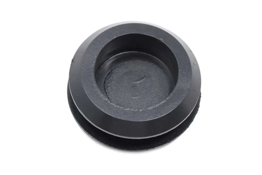 6921384 — GROMMET