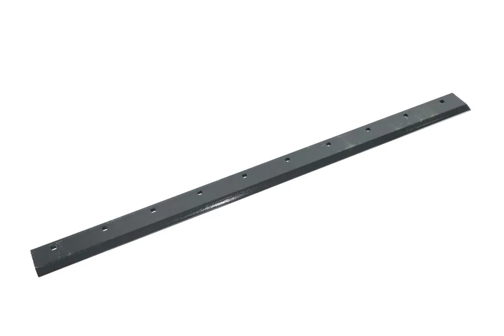 6958757 — Blade
