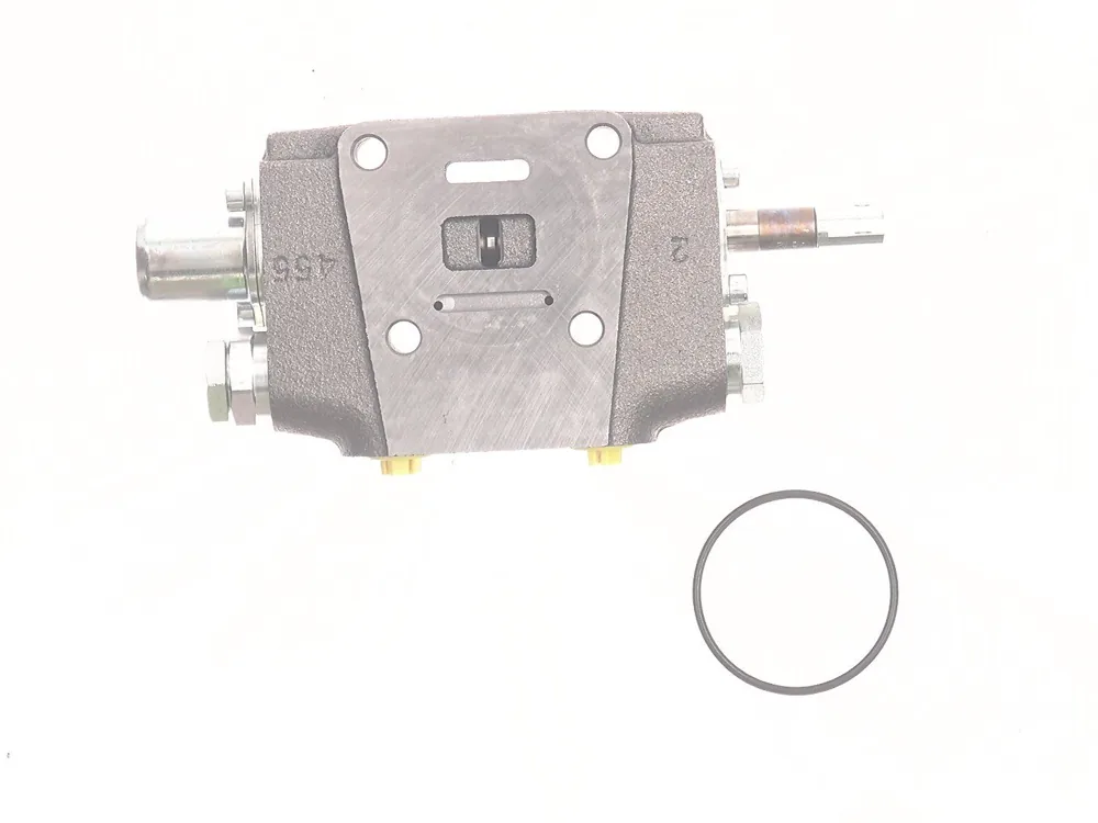 7000528 — Valve Section