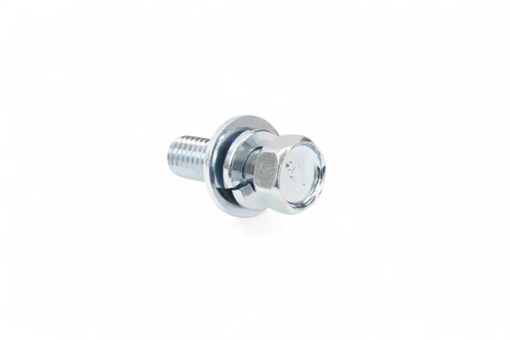7004084 — BOLT