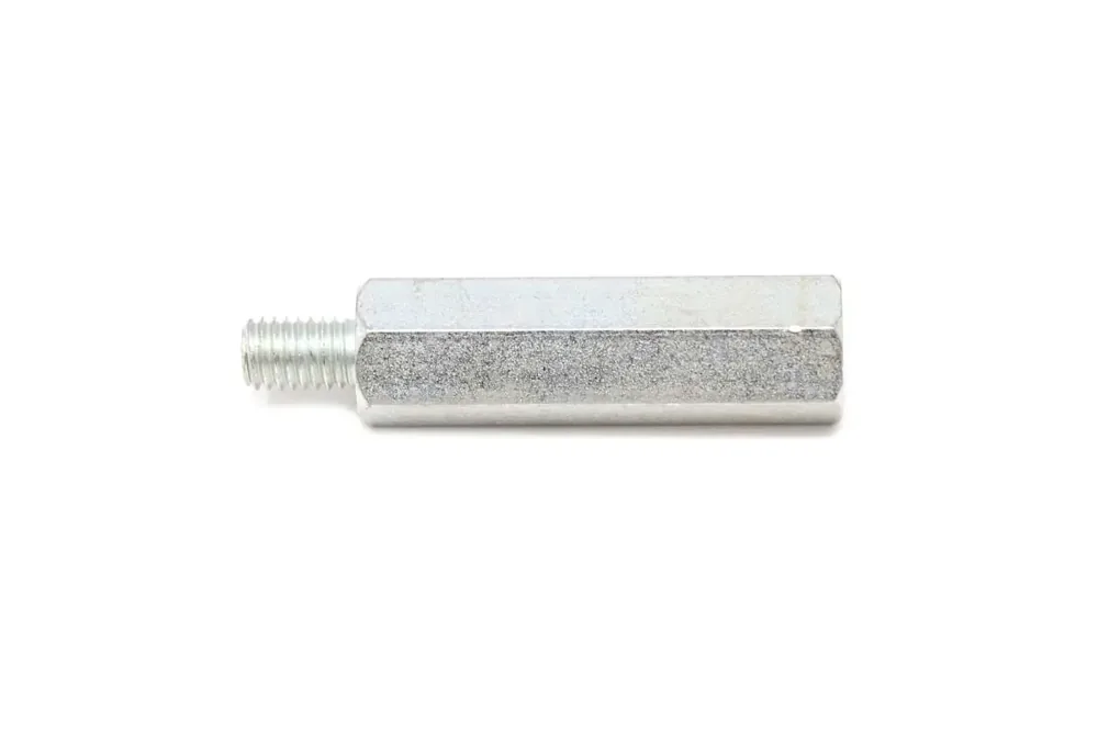 7004554 — BOLT