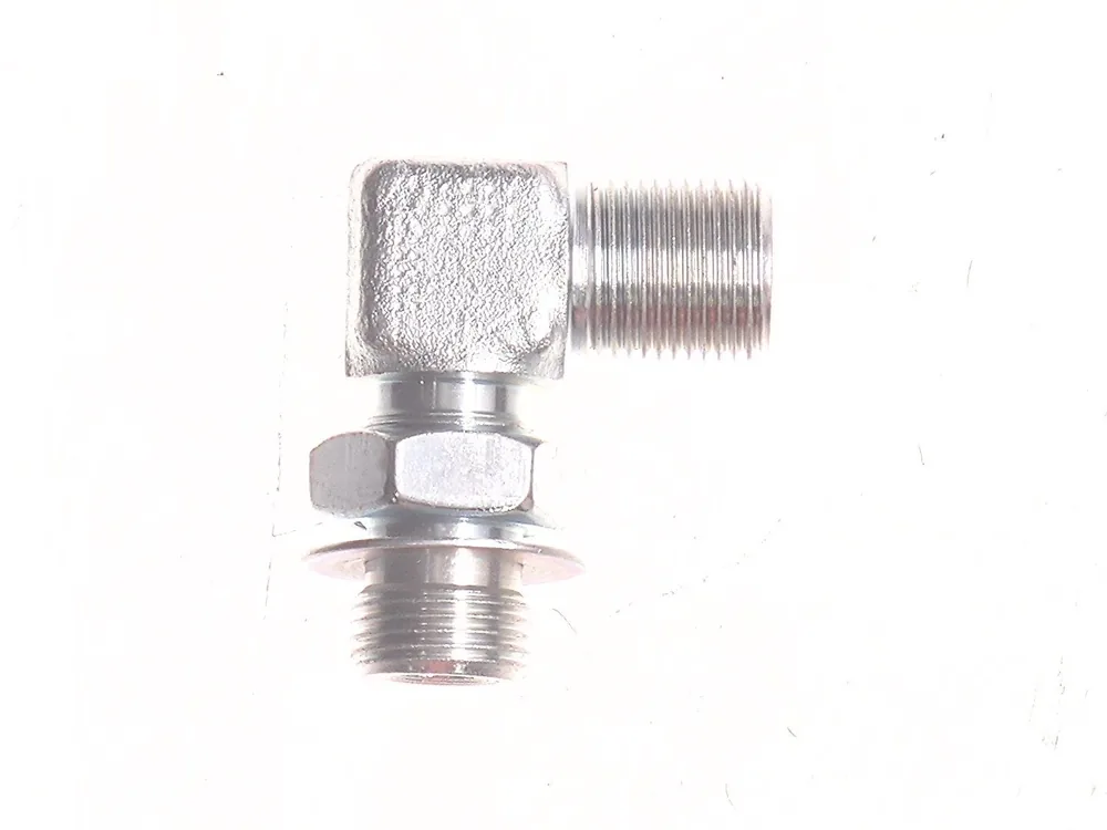 7004716 — Elbow