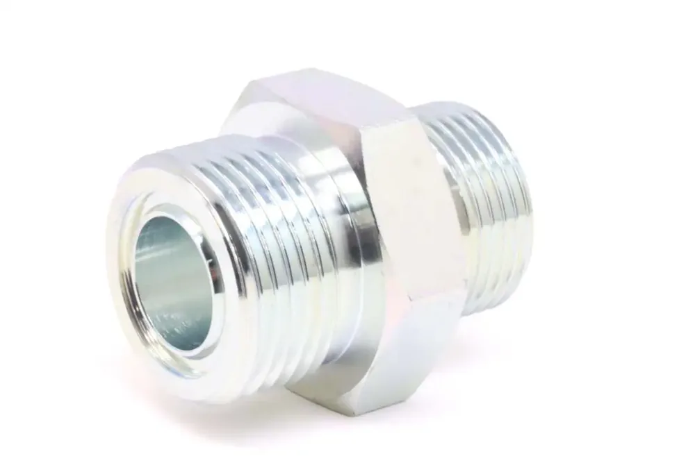 7004775 — ADAPTER