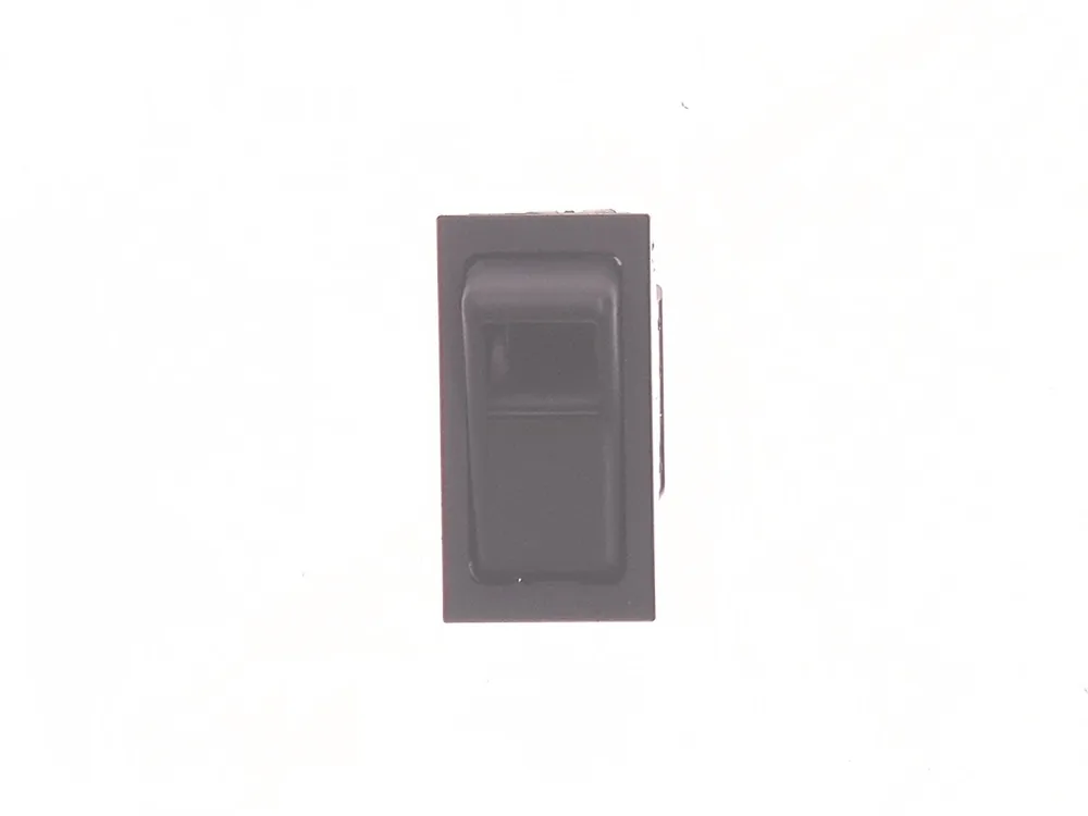 7004916 — Switch