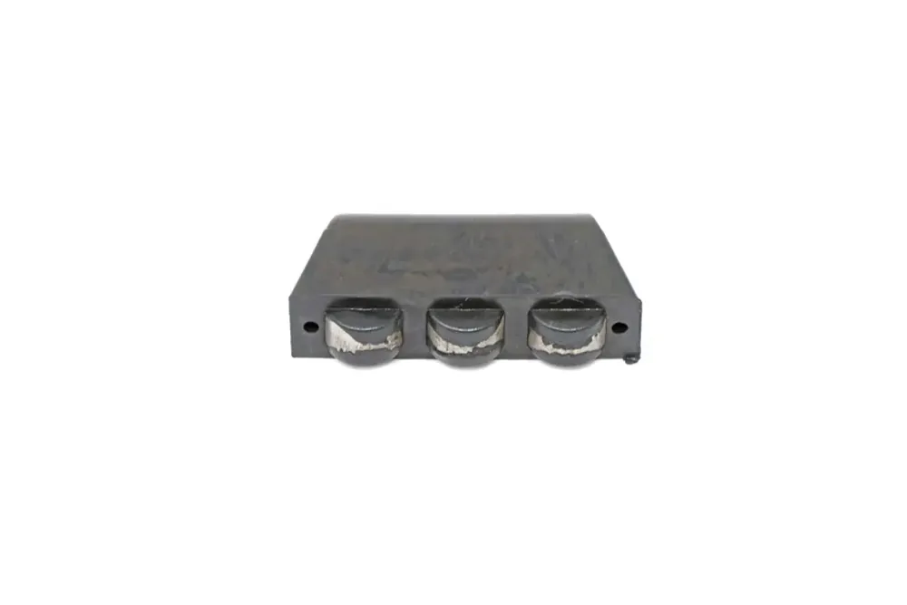 7004938 — RUBBER, PIN LOCK