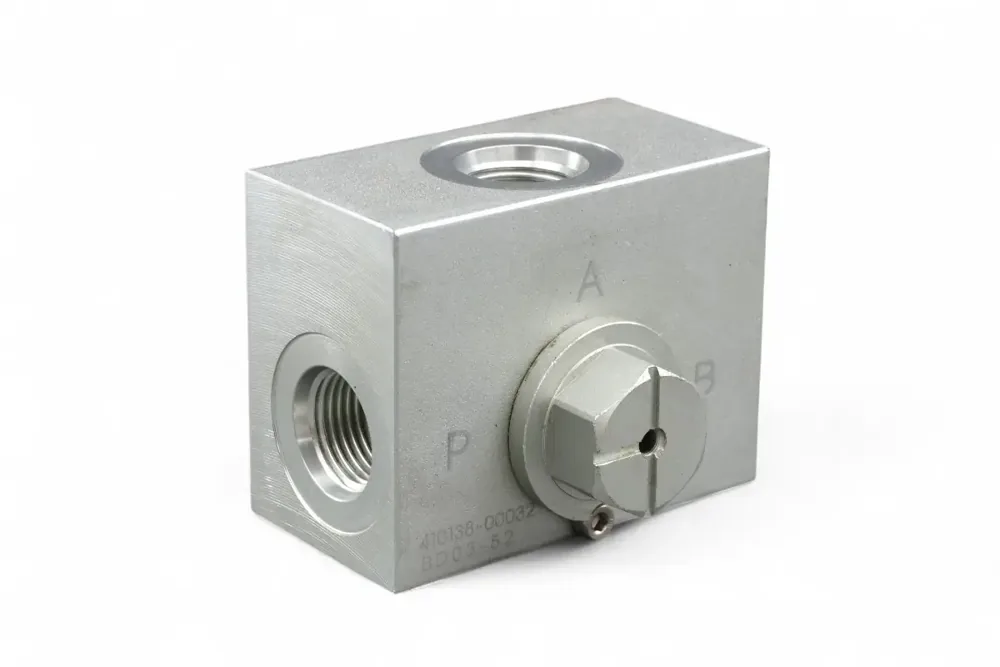 7004975 — VALVE