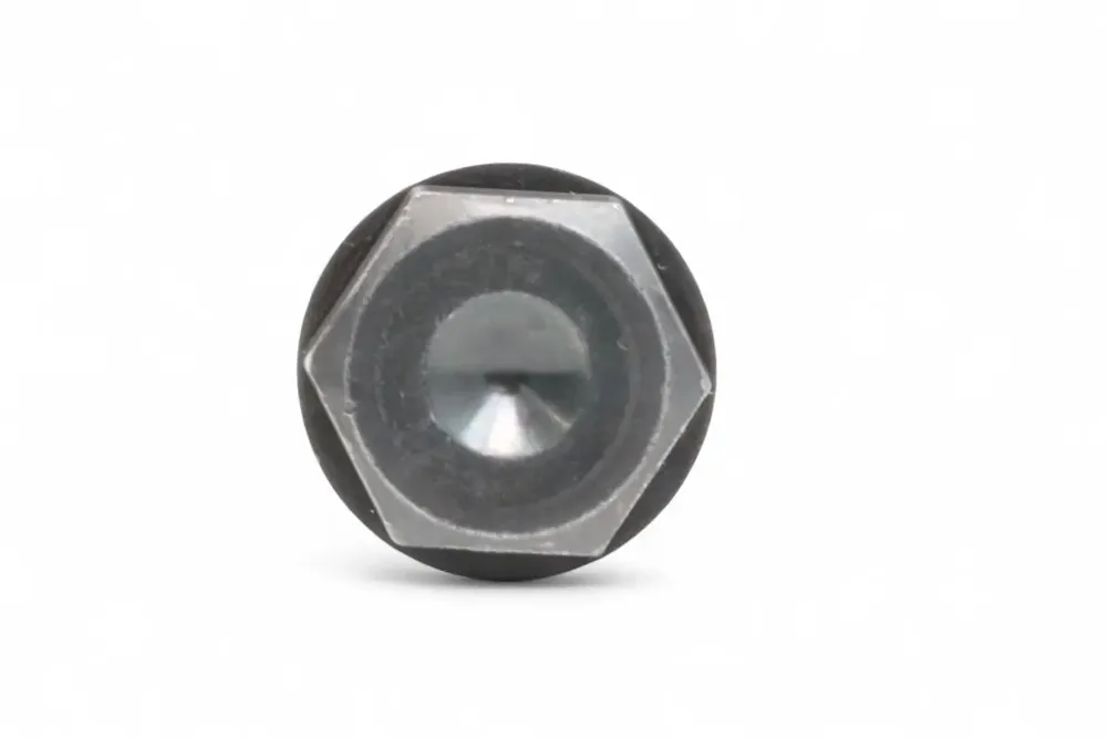 7005104 — Bolt
