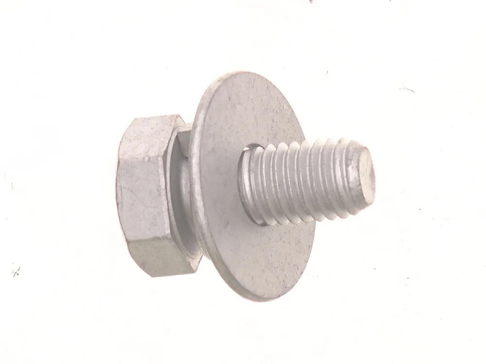 7005136 — Bolt