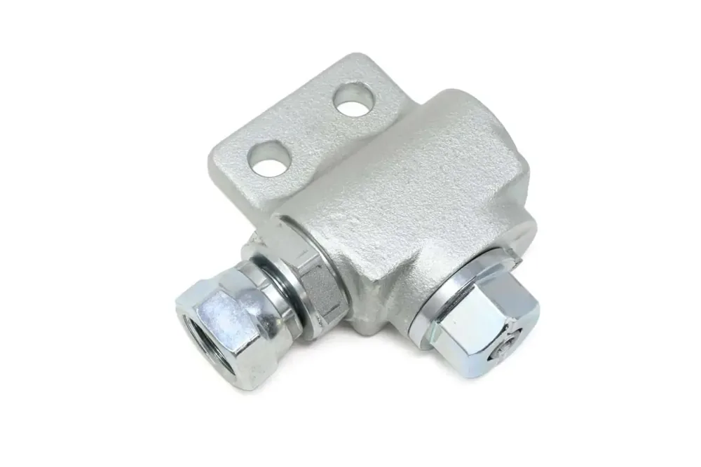 7006244 — VALVE