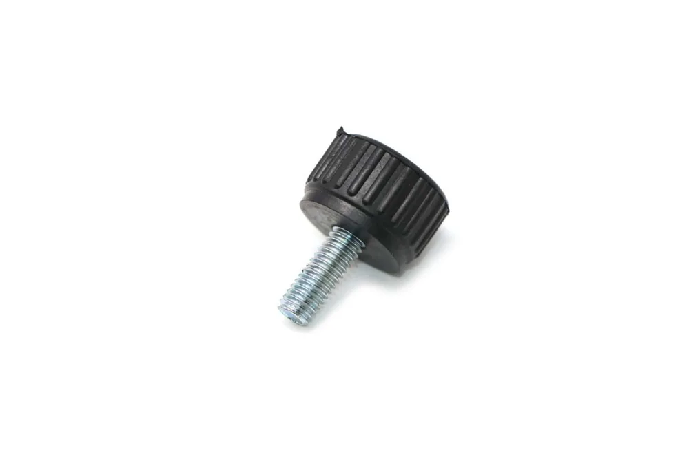 7006282 — Bolt