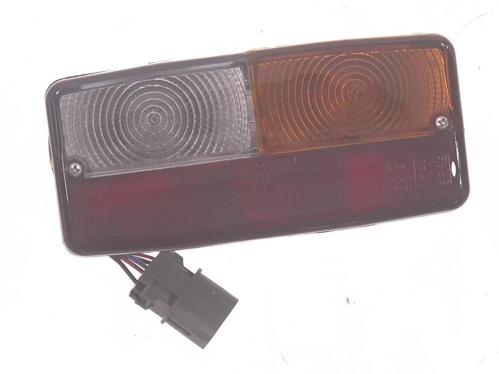 7006370 — Lamp, Rear Combi