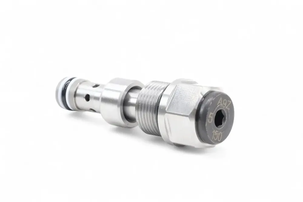 7007478 — VALVE